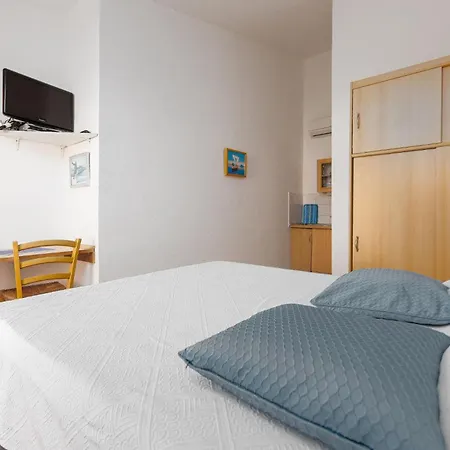 Gorgeous In With Wifi *